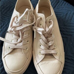 Converse Women's Blush Pink Leather Sneakers